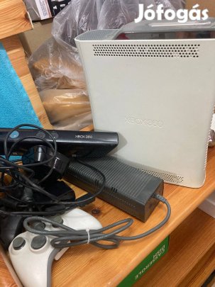 X-box , kinecttel, kontrollerekkel eladó