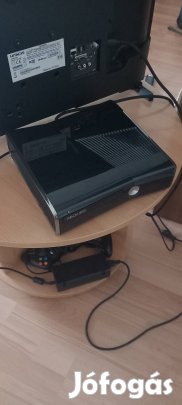 Xbox360(konzol+ 1 kontroller)