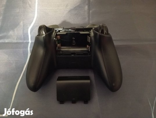 Xbox One kontroller donornak felújításra 