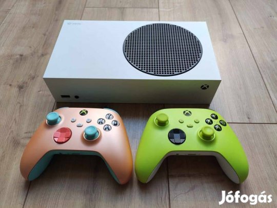 Xbox Series S 512GB, 2db kontroller + ajándék töltő és akku