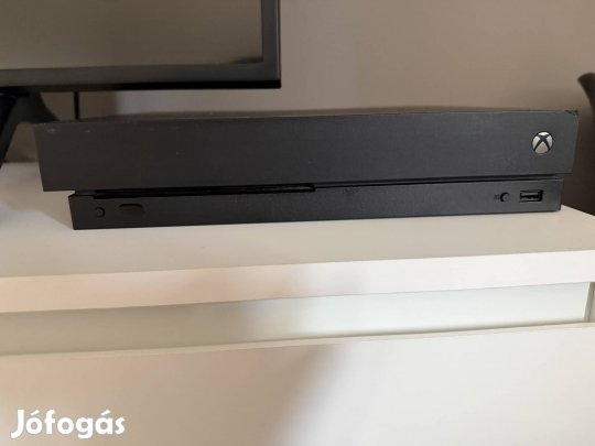 Xbox one X 2kontroler