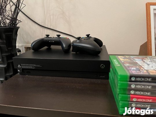 Xbox one X ,2db kontroller + játékok