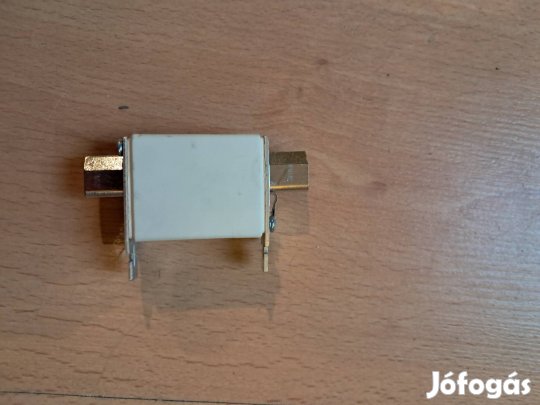 Xbs NT00C 35A késes biztosító betét