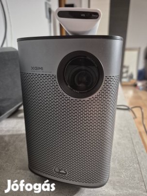 Xgimi Halo+ hordozható akkumulátoros LED projektor Android TV rendszer