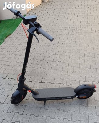 Xiaomi Electric Scooter 4 Pro Gen2 elektromos roller