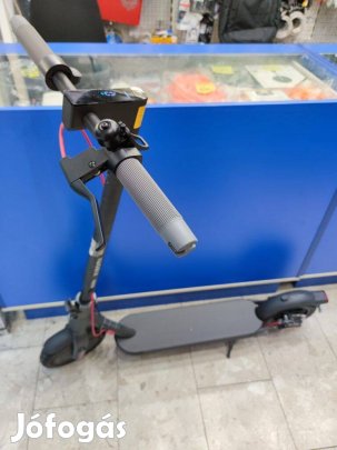 Xiaomi Mi Electric Scooter 4 300W elektromos roller