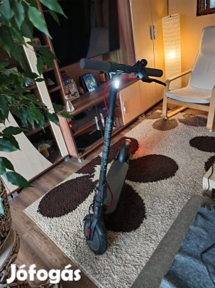 Xiaomie Electris Scooter Lite 4 használt garanciális