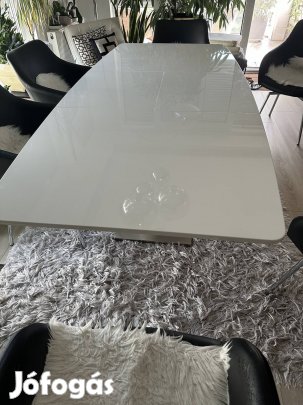 Xxxlutz bővíthető étkezőasztal