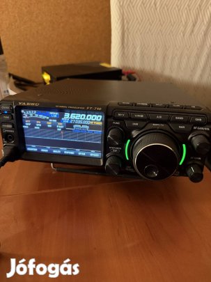 Yaesu FT-710 Field 250 MHz, 100 W, HF/6M adóvevő rádió