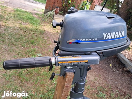 Yamaha 4le hosszú csizmás csónakmotor .