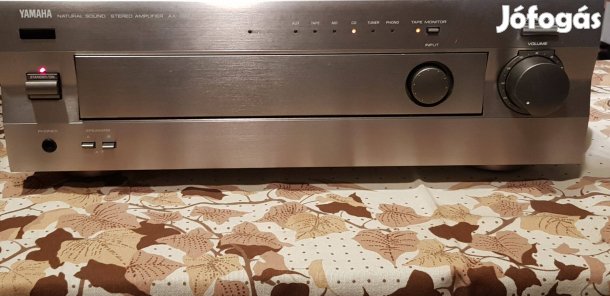 Yamaha AX 392 nagyteljesítményű sztereó erősítő