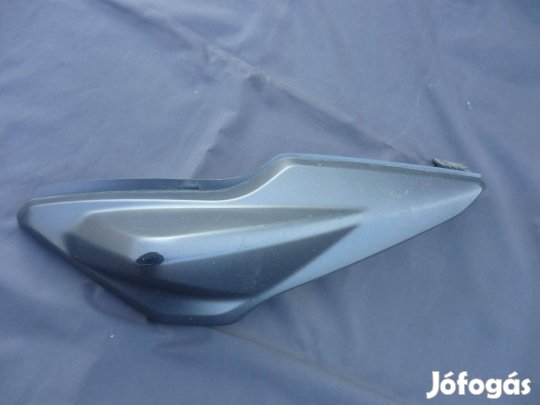 Yamaha Aerox 4 NS oldalidom ülés alatti idom