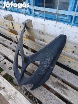 Yamaha Aerox első idom