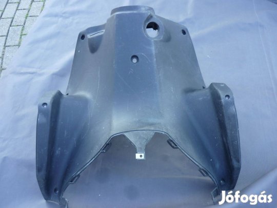 Yamaha Aerox térdidom térd idom