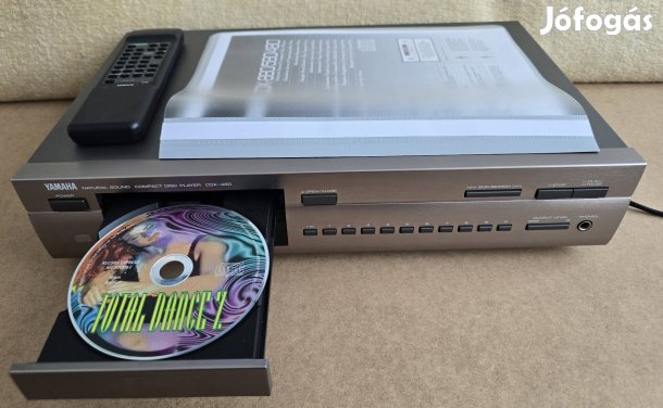 Yamaha CDX-480 CD lejátszó, deck távirányítóval 
