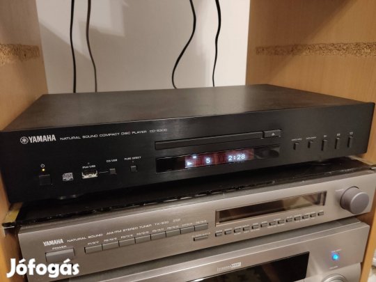 Yamaha CD-S300 fekete