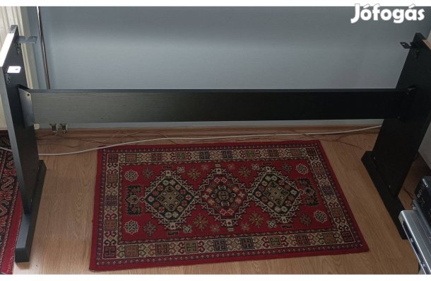 Yamaha Dgx-650, Dgx-660 gyári fa állvány