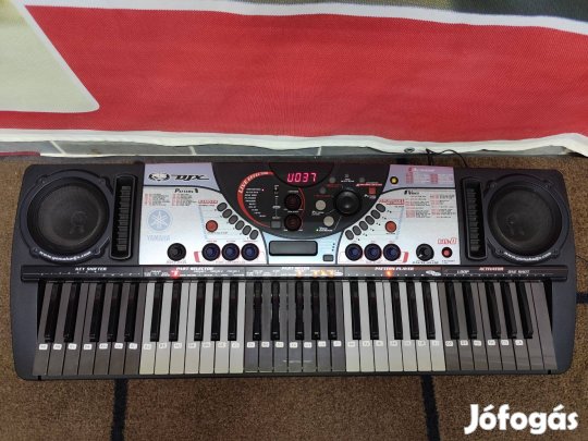 Yamaha Djx II szintetizátor