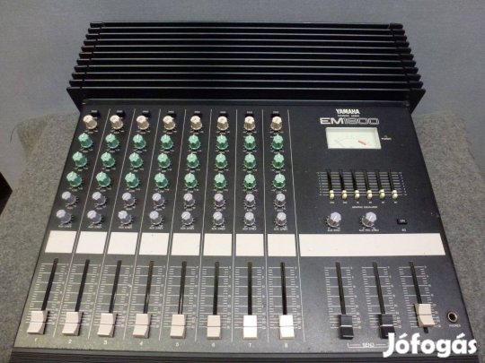 Yamaha EM 1800 keverő erősítő