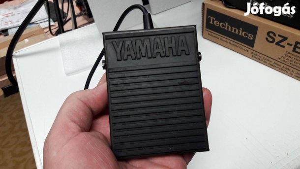 Yamaha FC5 Sustain pedál