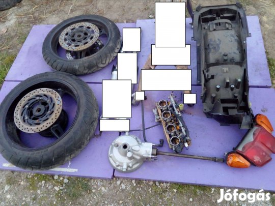 Yamaha FJR 1300 alkatrész , hátsó lámpa