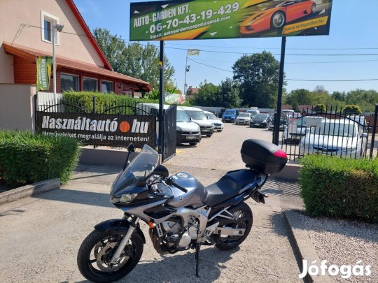 Yamaha FZ6-S (Fazer)