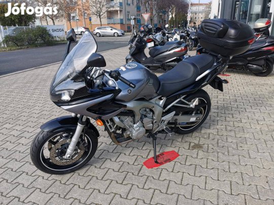 Yamaha Fzs 600 (Fazer)