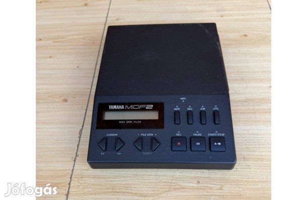 Yamaha MDF2 floppy adatrögzítő