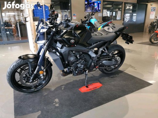 Yamaha MT-09 ..