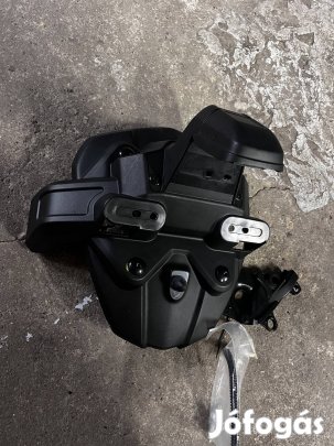 Yamaha MT-09 hátsó sárvédő