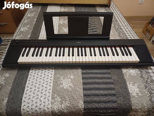 Yamaha NP-12B piaggero