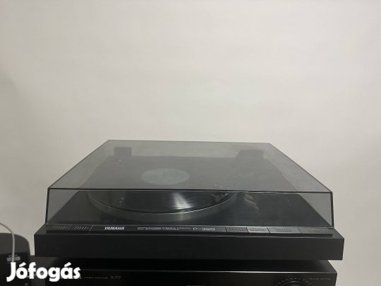 Yamaha P-320 lemezjátszó