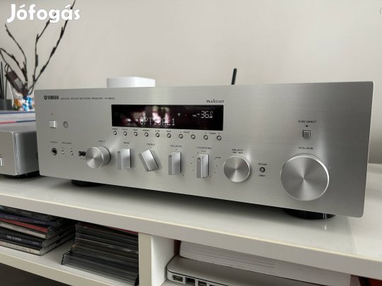 Yamaha R-N 602 Integrált sztereó hálózati erősítő