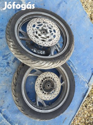 Yamaha TDM 850 kerekek tárcsával