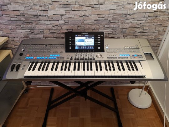Yamaha Tyros 5