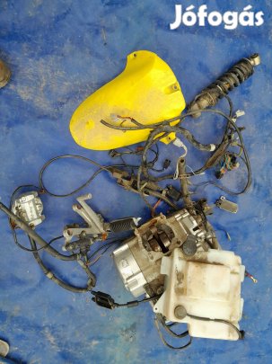 Yamaha Tzr 125 alkatrész 4FL