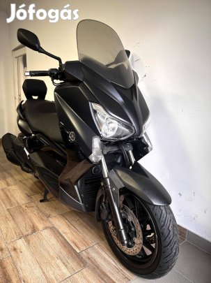 Yamaha X-Max 400