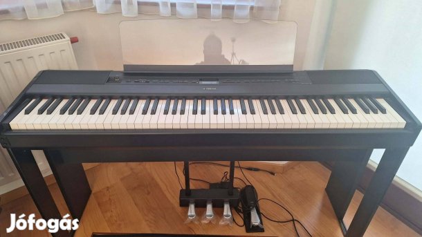 Yamaha digitális zongora P-515