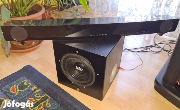 Yamaha hangprojektor+ Yamaha mélyláda