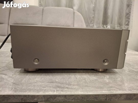 Yamaha házimozi erősitő