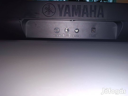 Yamaha psr e283