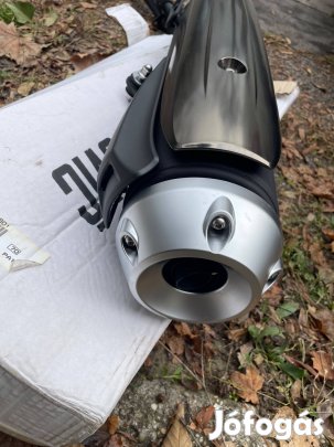 Yamaha t max 2016 gyári kipufogó rendszer