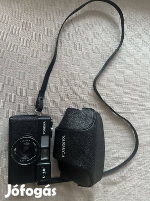 Yashica MF-2 fényképezőgép + tok