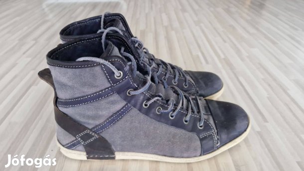 Yellow Cab cipő 43-as méretben