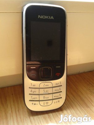Yettel nyomógombos régi Nokia 2330 mobiltelefon töltővel