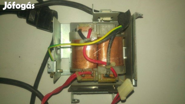 Yn 86064 AC adapter 18V tesztelt