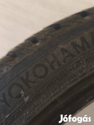 Yokohama 235/40 R19 téli gumi
