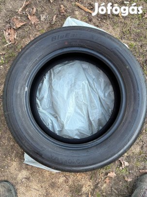 Yokohama Nyári gumi