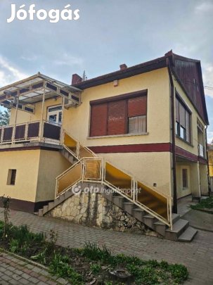 Zagyvarékasi eladó 180 nm-es ház