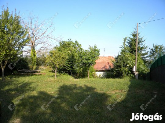 Zalaegerszegi eladó 6460 nm-es telek